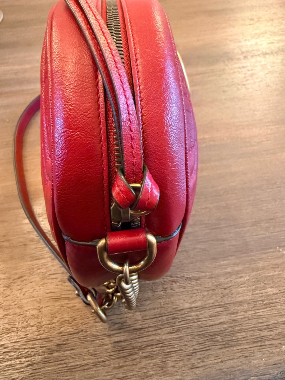 Gucci GG Marmont Round Crossbody in Red Matelassé Leather - Picture 10 of 14